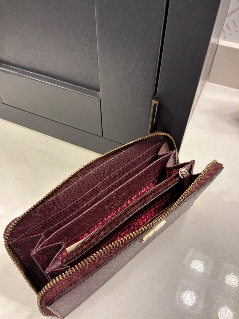 Kate Spade New York Burgundy Zipper Leather Wallet EUC